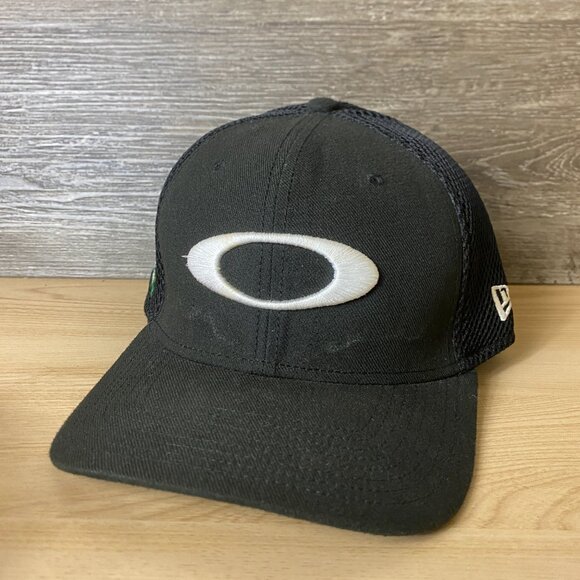 Oakley Pro Am Hat Cap Fitted Mens Large Black Golf Tournament Mesh New Era - Picture 3 of 9